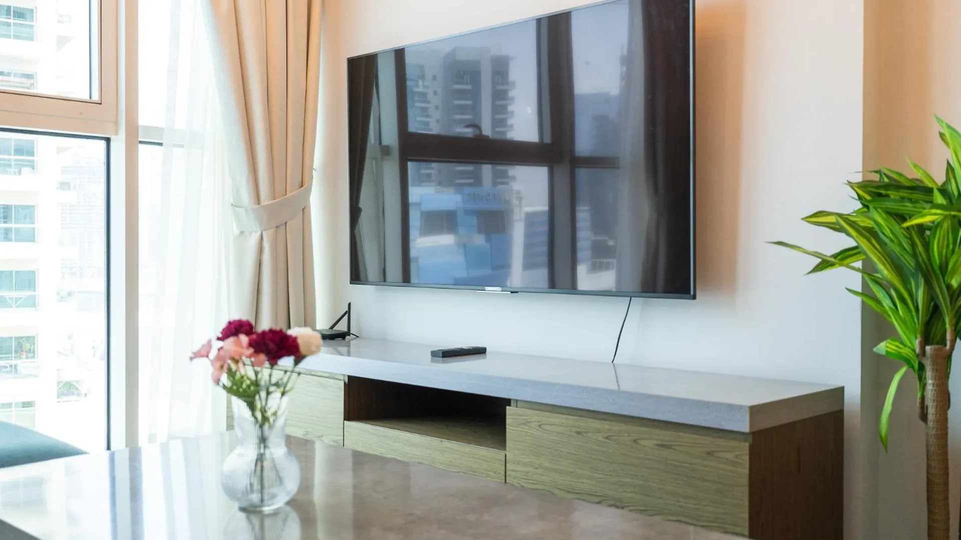 Simple Yet Special 1 Bed For 2 In Mayfair Tower Business Bay Apartman Dubaj Egyesült Arab Emírségek