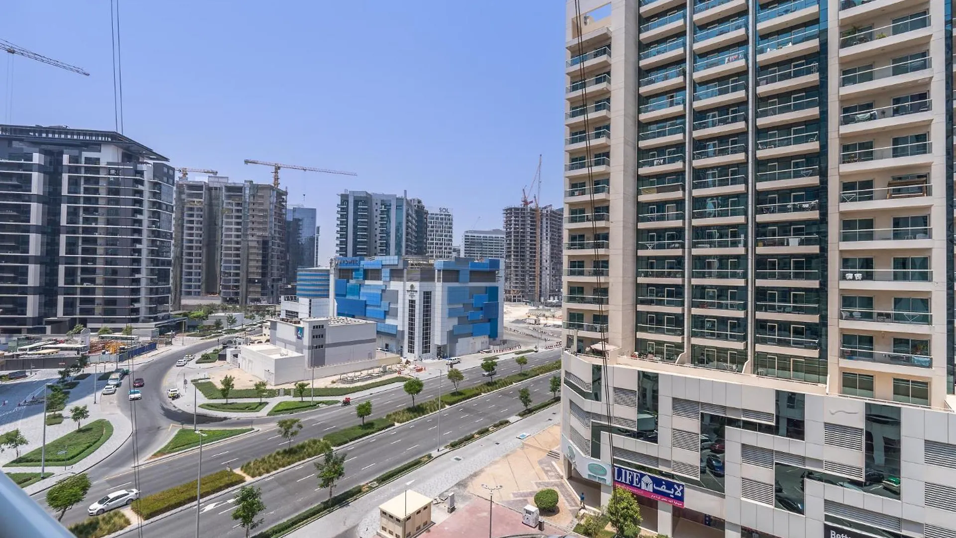 Simple Yet Special 1 Bed For 2 In Mayfair Tower Business Bay Apartman Dubaj
