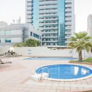 Luxury In Marina Dubaj